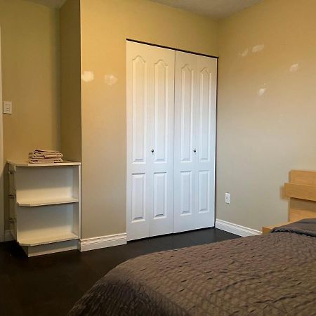 One Bedroom, One Living Room, One Kitchen And One Bathroom With Independent Access Richmond Extérieur photo