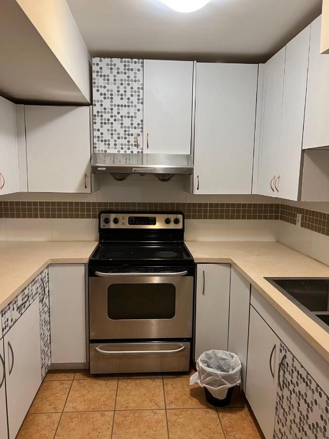 One Bedroom, One Living Room, One Kitchen And One Bathroom With Independent Access Richmond Extérieur photo